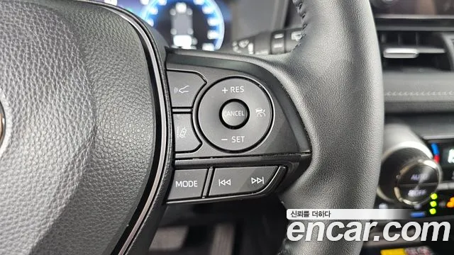 Toyota RAV4 — Фото автомобиля 19