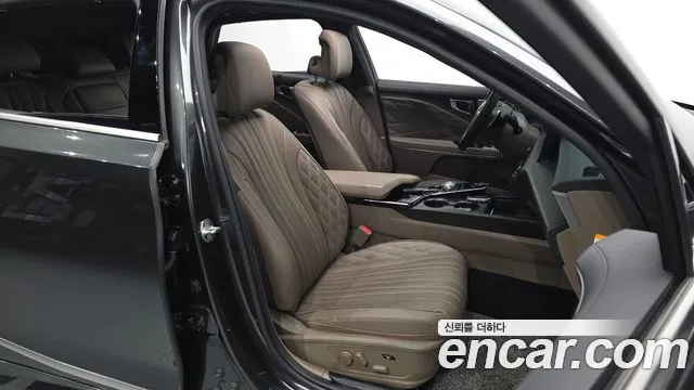 Kia K8 Hybrid — Фото автомобиля 16