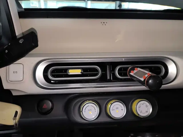 Wuling Hongguang Mini EV — Фото автомобиля 12