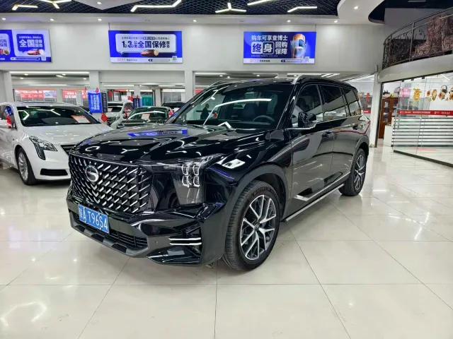 Фотография автомобиля — GAC Trumpchi GS8