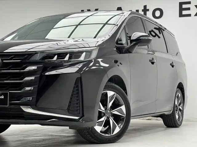 GAC Trumpchi M6 — Фото автомобиля 6