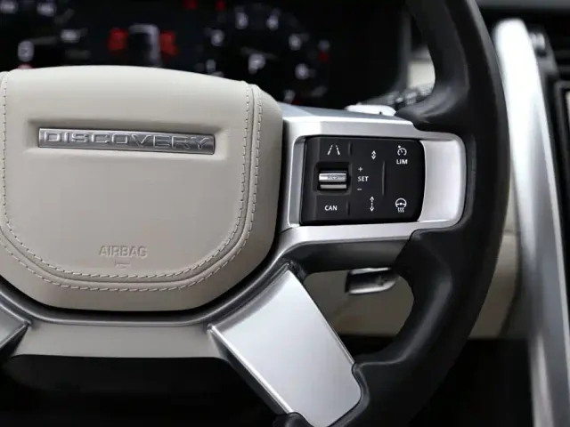 Land Rover Discovery — Фото автомобиля 18