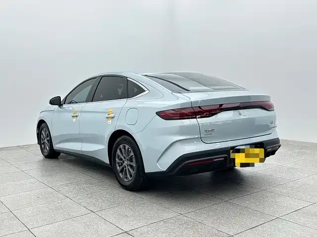 BYD Qin L — Фото автомобиля 4