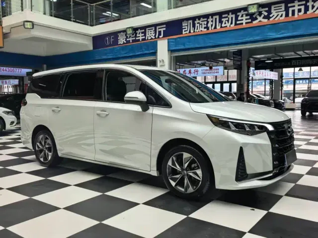 GAC Trumpchi M6 — Фото автомобиля 2
