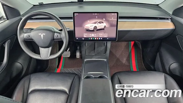 Tesla Model Y — Фото автомобиля 7