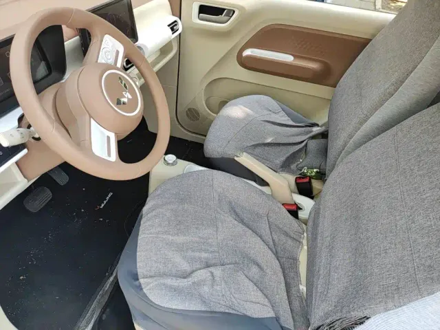 Wuling Hongguang Mini EV — Фото автомобиля 11