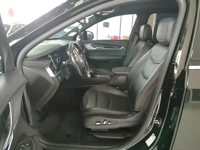 Cadillac XT6 — Фото автомобиля 14