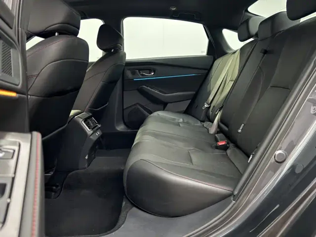 Honda Accord — Фото автомобиля 9