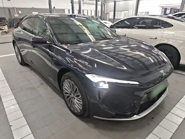 Buick Zenith Sedan 2025 Model Base Version — Фото автомобиля 3