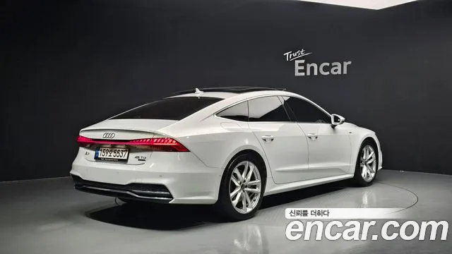 Audi A7 — Фото автомобиля 2