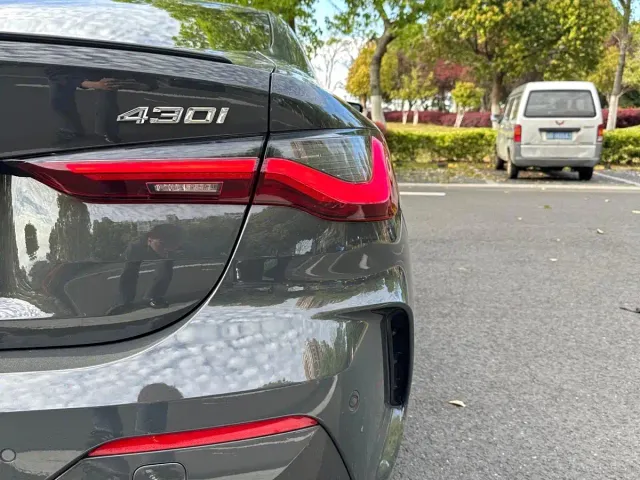 BMW 4 Series — Фото автомобиля 10