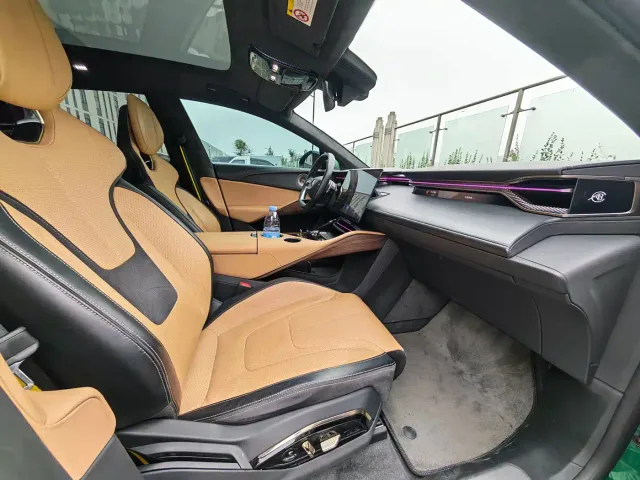 Lotus Eletre — Фото автомобиля 7