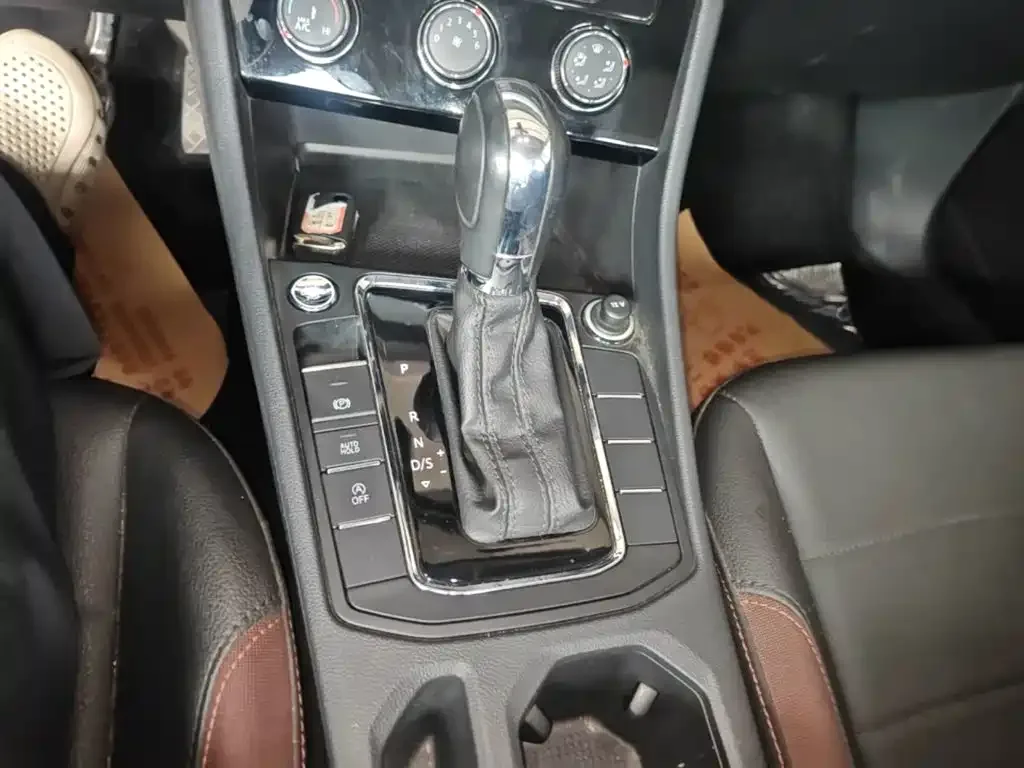 Volkswagen Bora 2021 1.5L Automatic Elite Smart Edition — Фото автомобиля 13