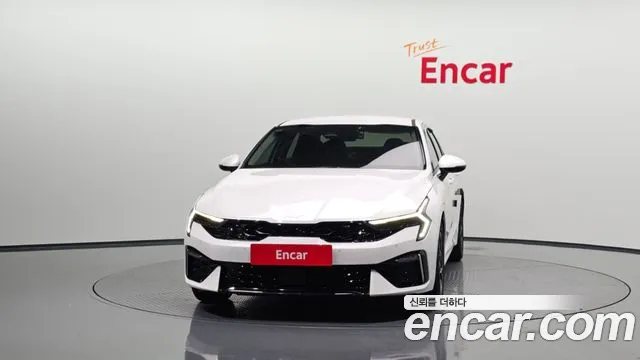 Kia K5 Новый K5 3 поколение 2.0 LPi(Для проката) — Фото автомобиля 3
