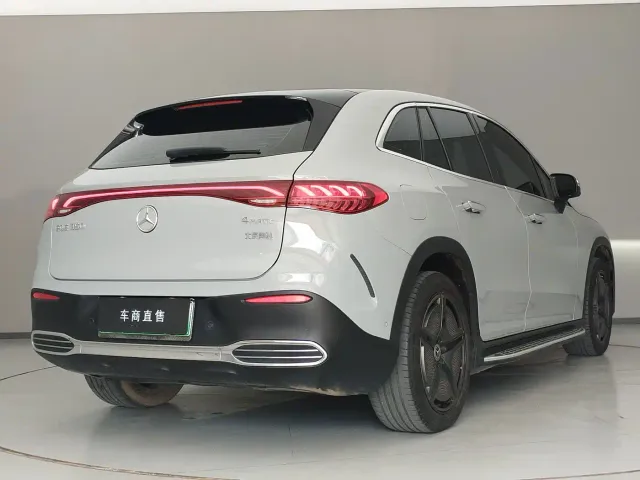 Mercedes-Benz EQE SUV — Фото автомобиля 7