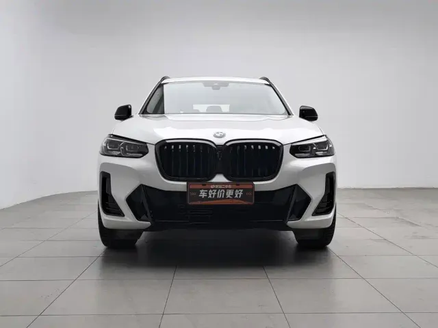 BMW BMW X3 2023 Facelift xDrive30i Leading M Night Package — Фото автомобиля 3