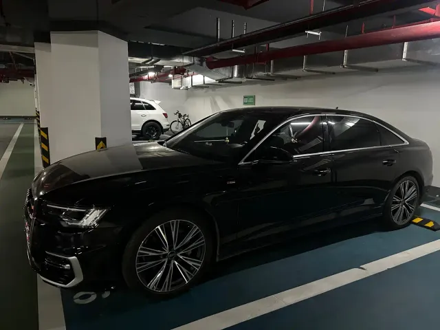 Audi A6L — Фото автомобиля 9
