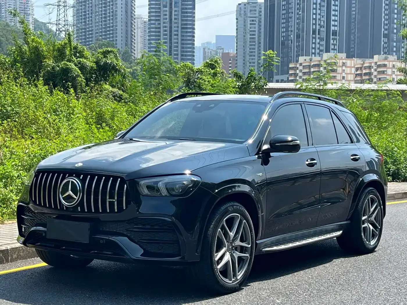 Фотография автомобиля — Mercedes-Benz GLE-Class AMG