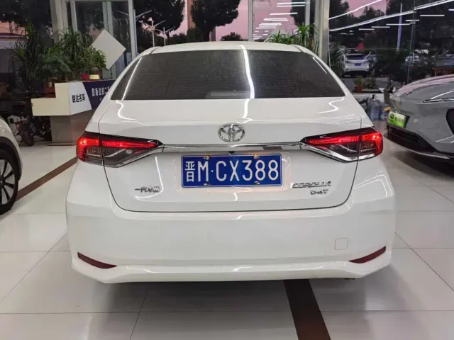 Toyota Corolla — Фото автомобиля 4