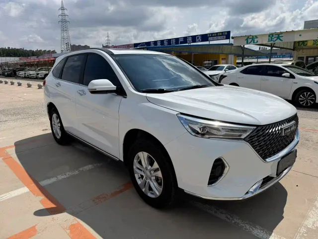 Haval M6 — Фото автомобиля 3