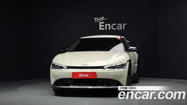 Kia EV6 — Фото автомобиля 3