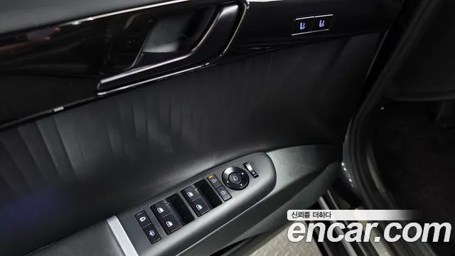 Hyundai Grandeur GN7 — Фото автомобиля 26