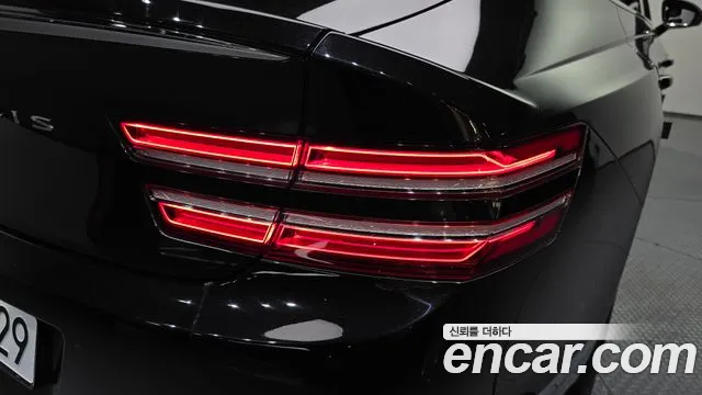Genesis G80 RG3 — Фото автомобиля 8