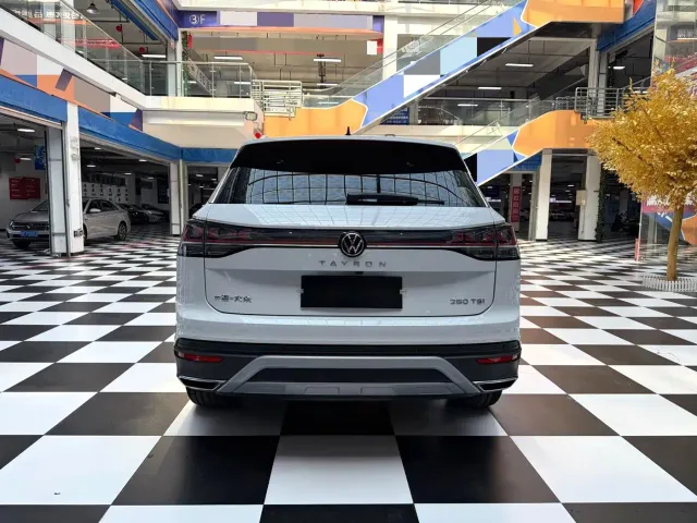 Volkswagen Tayron — Фото автомобиля 18