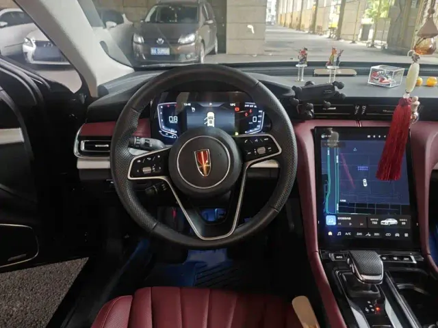 Hongqi H5 — Фото автомобиля 2