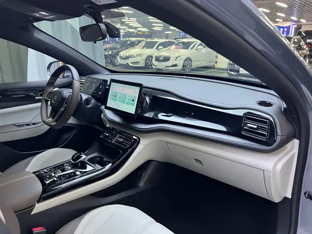 BYD Qin PLUS — Фото автомобиля 12