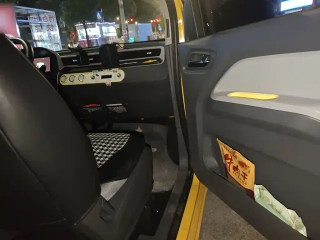 Wuling Hongguang Mini EV — Фото автомобиля 19