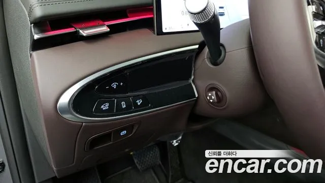 Genesis GV70 2.5T Бензин AWD — Фото автомобиля 21