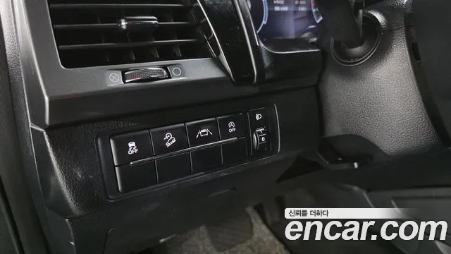 KG_Mobility_Ssangyong Rexton Новый Rexton Sport Khan Дизель 2.2 4WD — Фото автомобиля 29