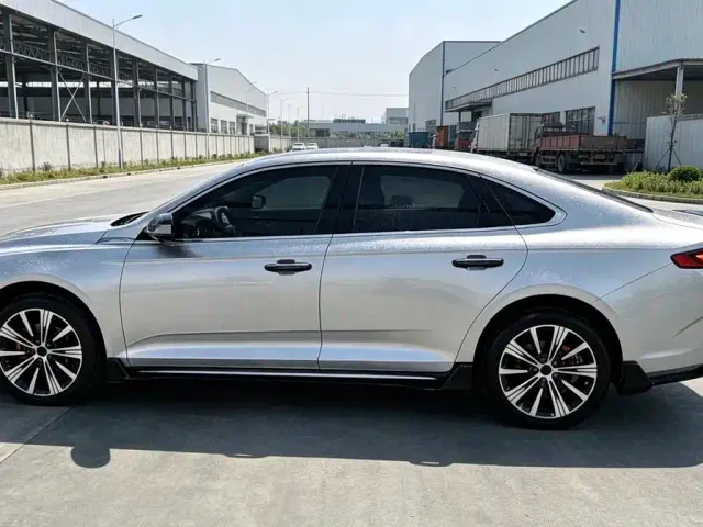 Geely Xingrui — Фото автомобиля 4