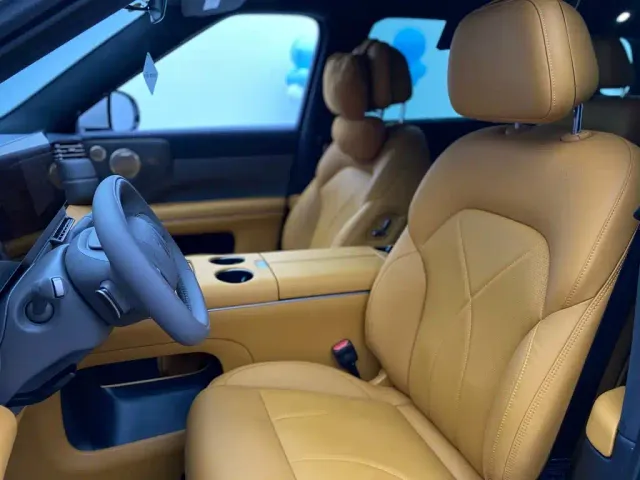 IM Motors LS8 — Фото автомобиля 17