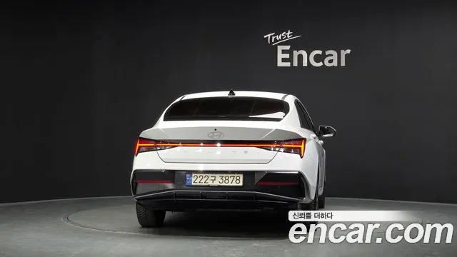 Hyundai Avante CN7 — Фото автомобиля 4