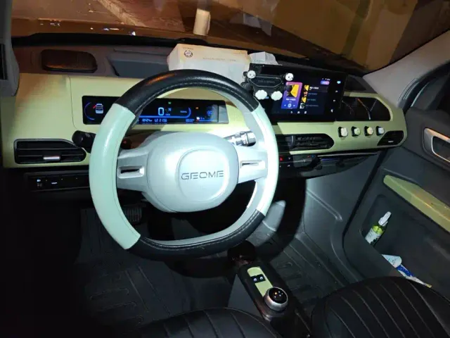 Geely Panda — Фото автомобиля 12