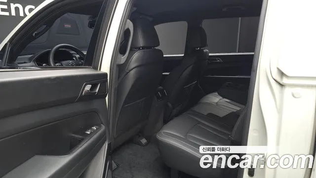 KG_Mobility_Ssangyong Rexton Новый Rexton Sport Khan Дизель 2.2 2WD — Фото автомобиля 12