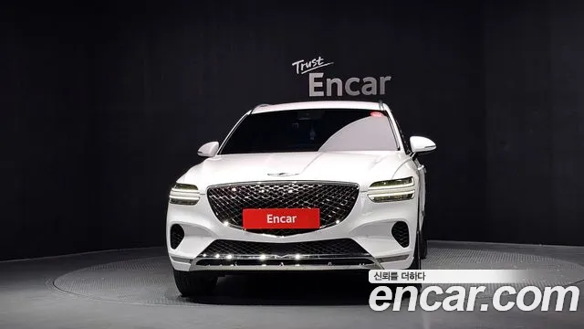 Genesis GV70 — Фото автомобиля 3