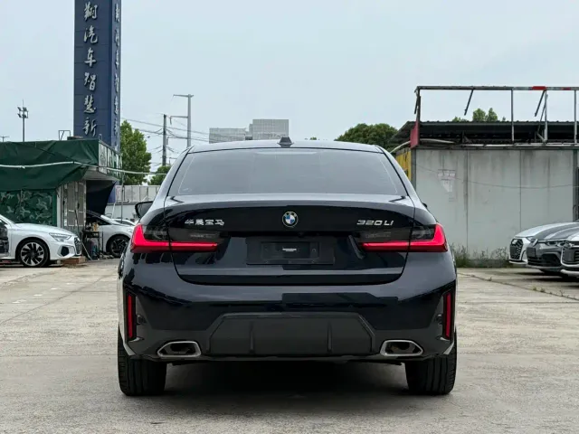 BMW 3 Series — Фото автомобиля 8