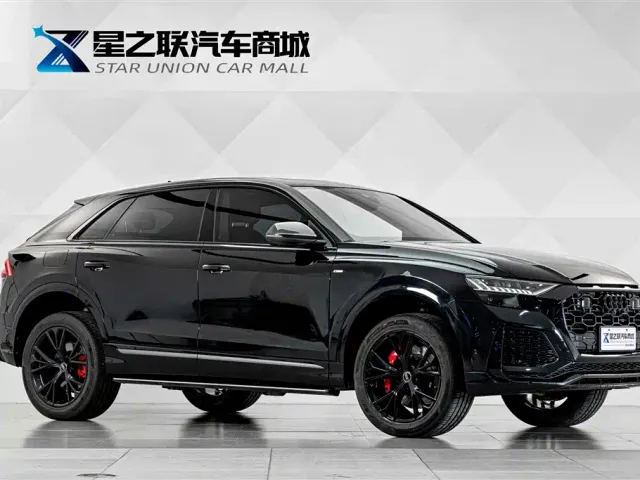 Audi Q8 — Фото автомобиля 5