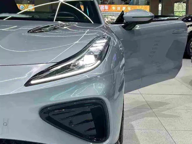 Hozon Neta GT — Фото автомобиля 27