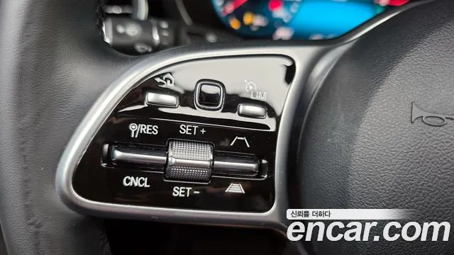 Mercedes-Benz GLC-Class — Фото автомобиля 24