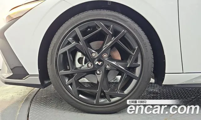 Hyundai Avante CN7 — Фото автомобиля 5