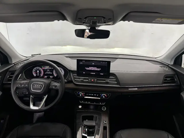 Audi Q5L — Фото автомобиля 13