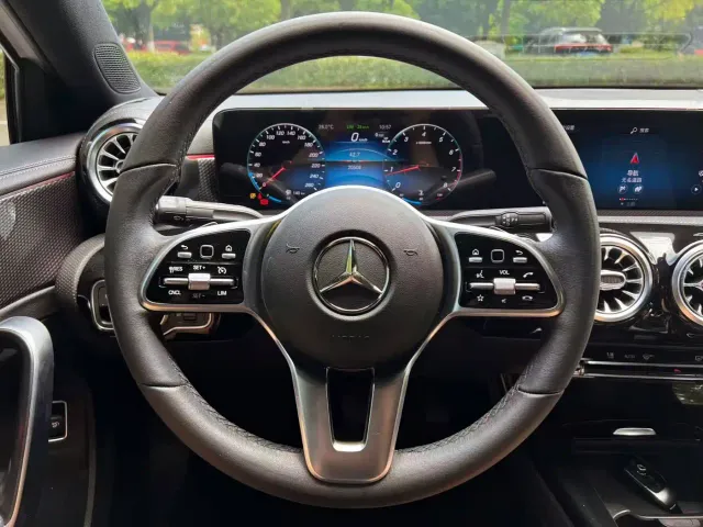 Mercedes-Benz A-Class — Фото автомобиля 14