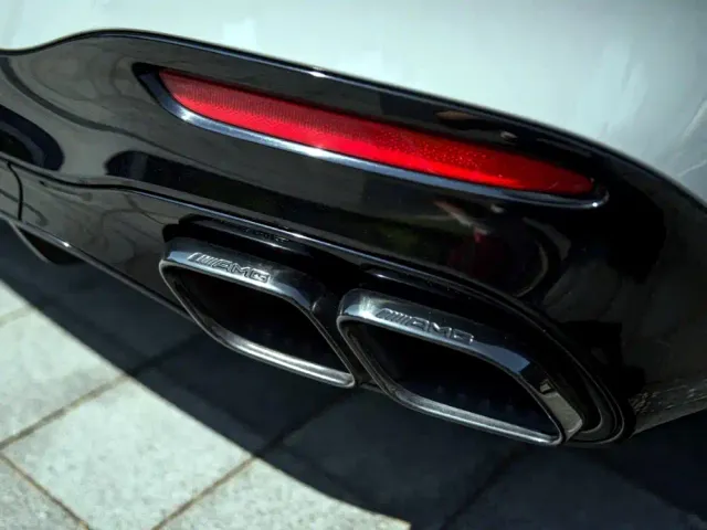 Mercedes-Benz Mercedes-Benz SL-Class AMG 2024 AMG SL 63 4MATIC+ — Фото автомобиля 9