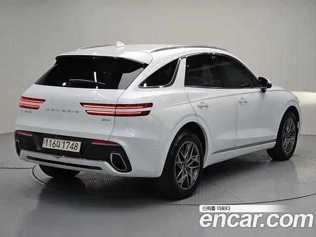 Genesis GV70 — Фото автомобиля 4