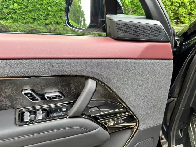 Land Rover Range Rover Sport — Фото автомобиля 8