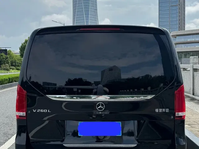 Mercedes-Benz V-Class — Фото автомобиля 5